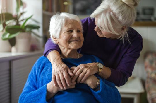 Comment choisir une robe pour une personne âgée dépendante ?