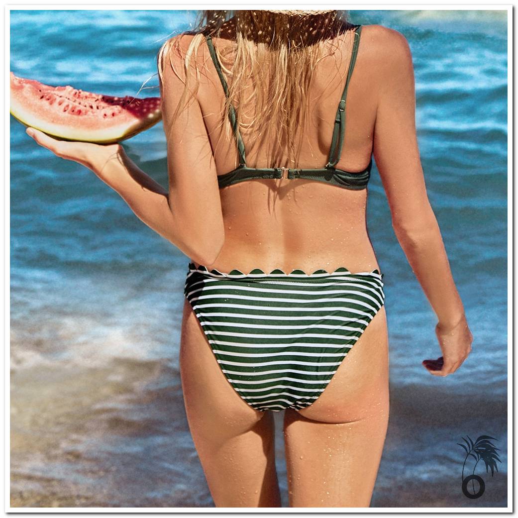 Bikini à rayures