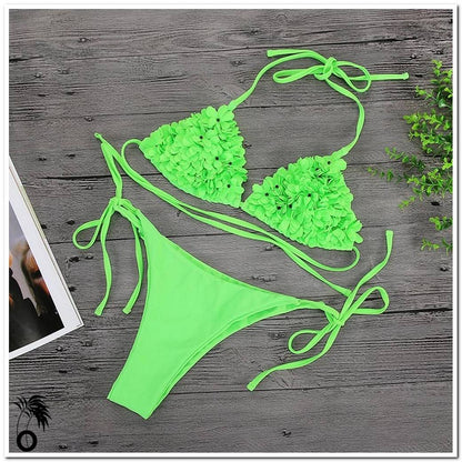 Bikini brésilien à fleur