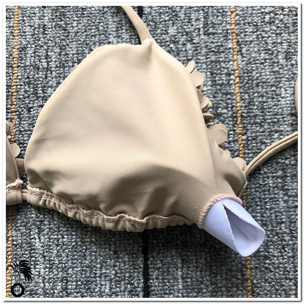 Bikini brésilien à fleur