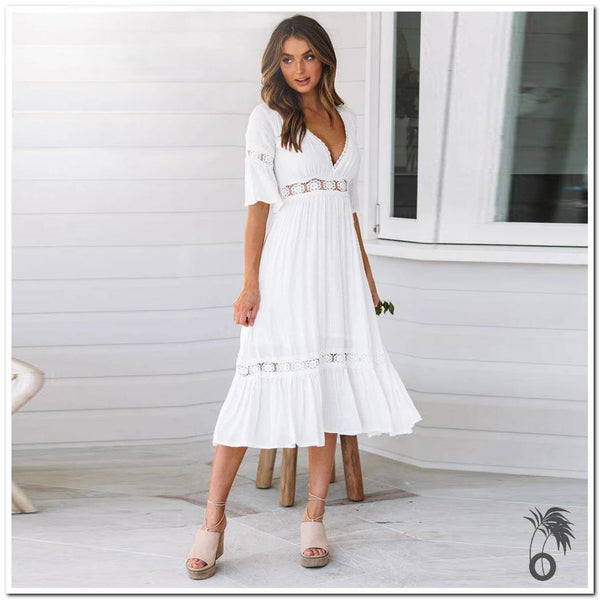 Longue robe de plage en dentelle blanche larobedeplage.fr