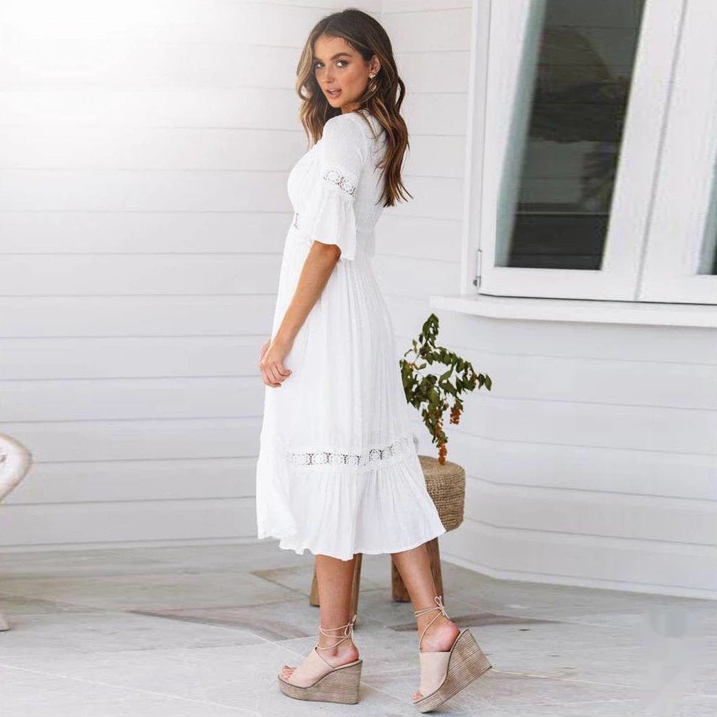 Longue robe de plage en dentelle blanche larobedeplage.fr