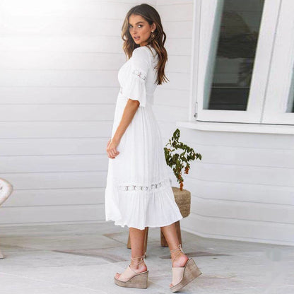 Longue robe de plage en dentelle blanche larobedeplage.fr